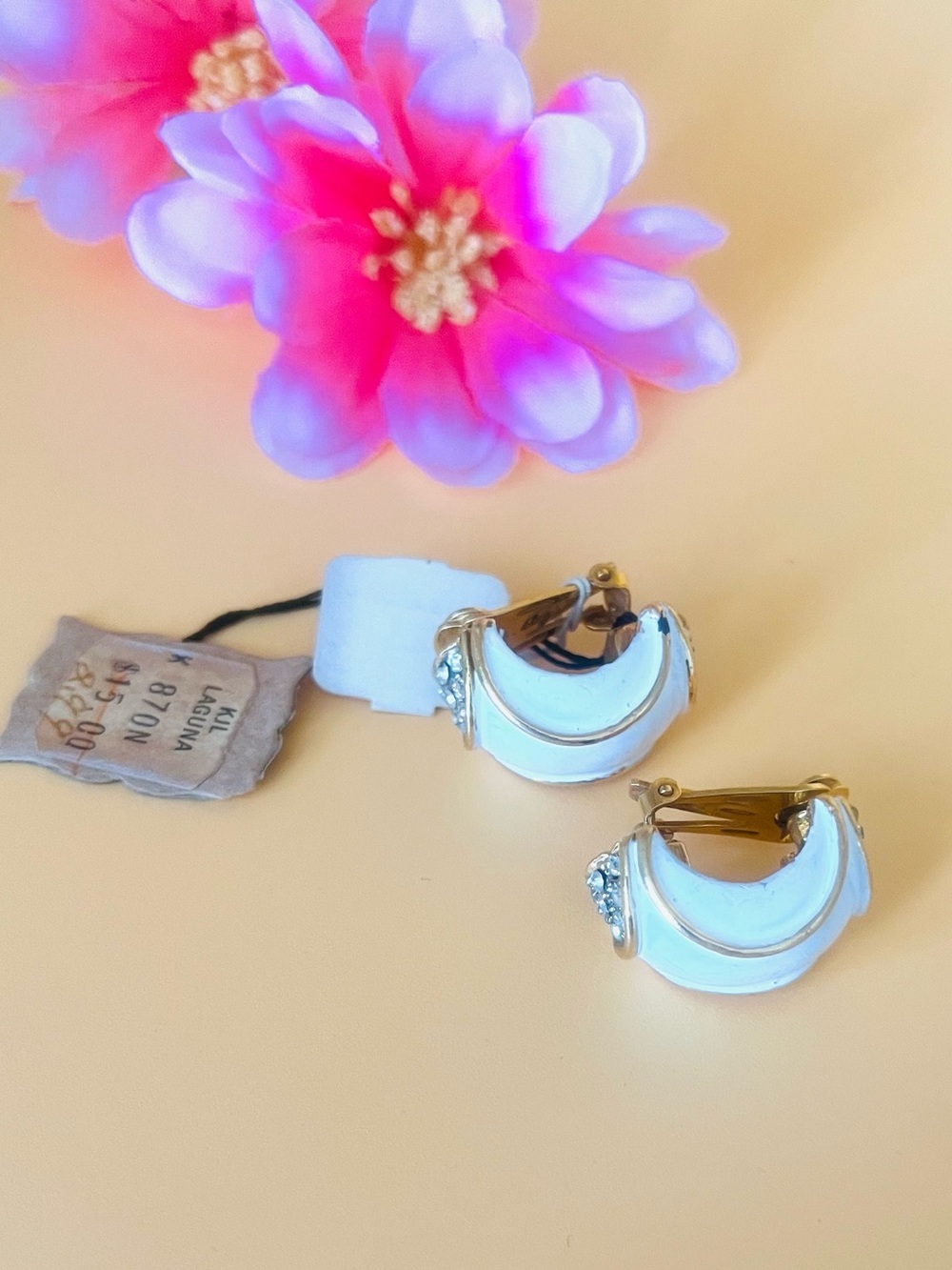 Gold-Tone White Enamel Hoop Clip Earrings - vintage Accessories